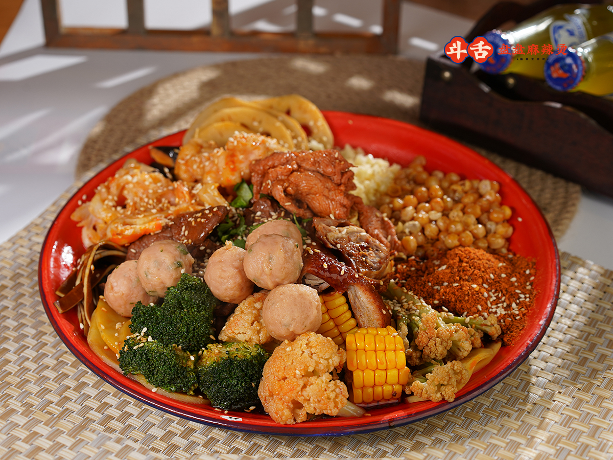 盤(pán)盤(pán)麻辣燙菜品照片